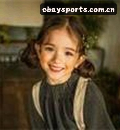 李伟